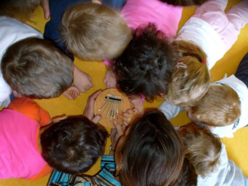 Musica in biblioteca per bambini e bambine nei Distretti Culturali