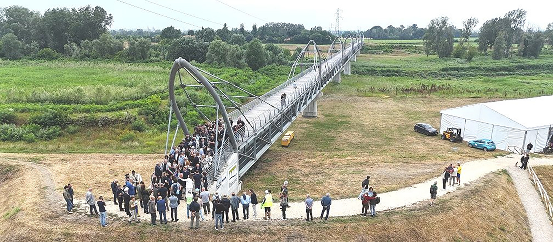 L'inaugurazione del ponte ciclopedonale