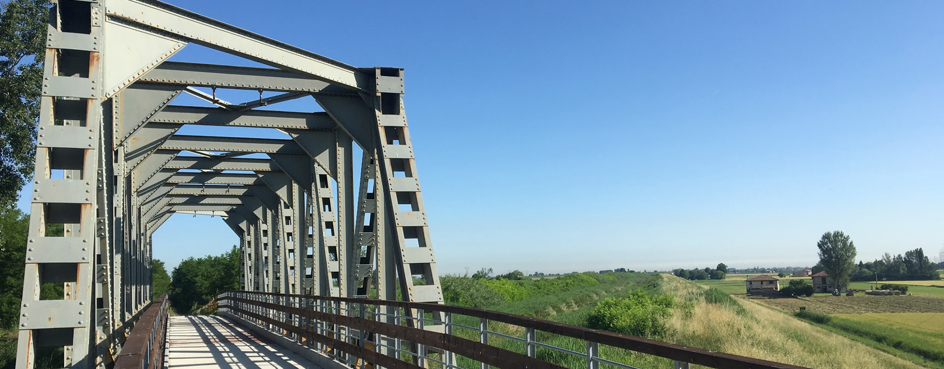 Ciclovia del Sole Ponte ferroviario Osteria Nuova